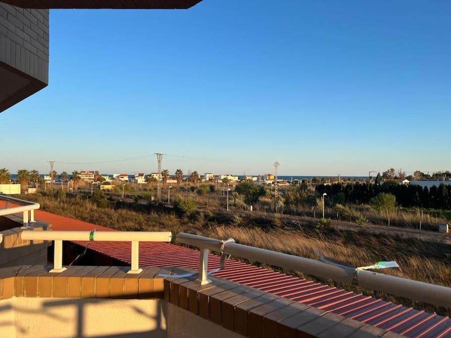 Apartamento En Primera Linea De Playa Con Vistas كابانيس المظهر الخارجي الصورة